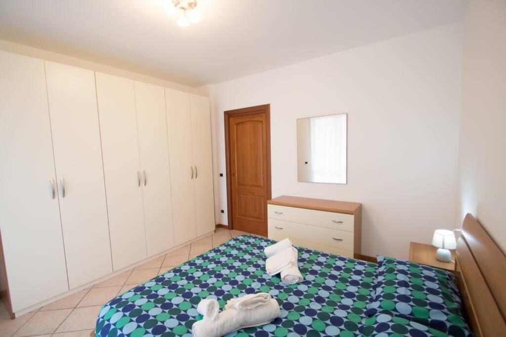 Appartamento Ristrutturato Con Terrazzo Varazze Luaran gambar