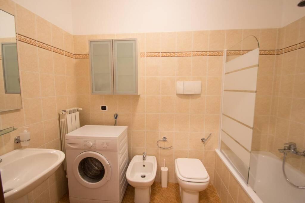 Appartamento Ristrutturato Con Terrazzo Varazze Luaran gambar